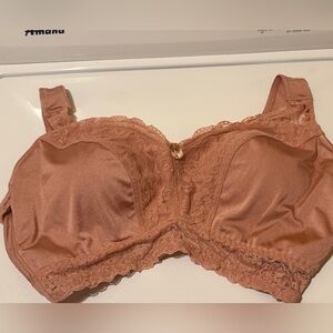 Lace Trimmed Women's Intimate Bra - pink